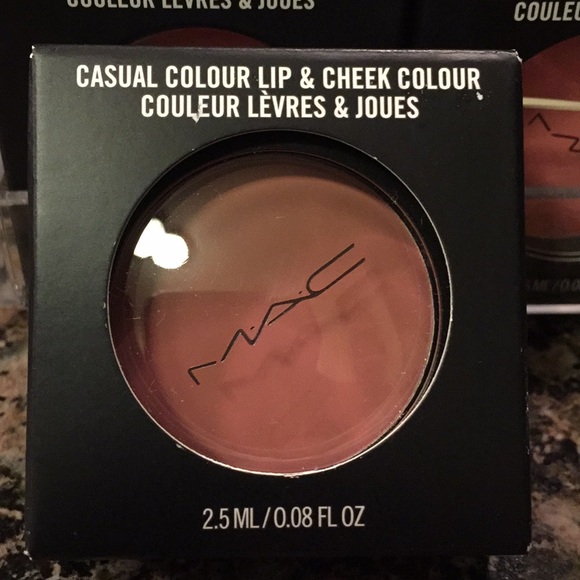 MAC Casual Colour Lip&Cheek Colour - Picture 1 of 2